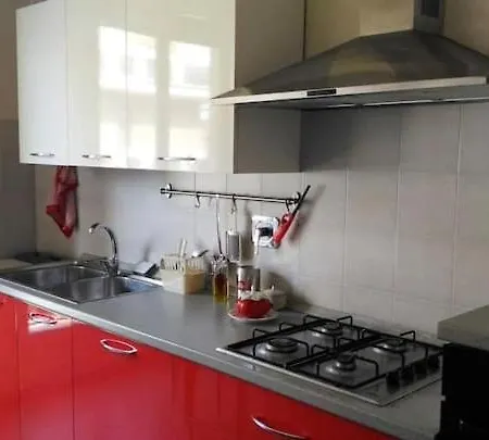 Pineapple House
