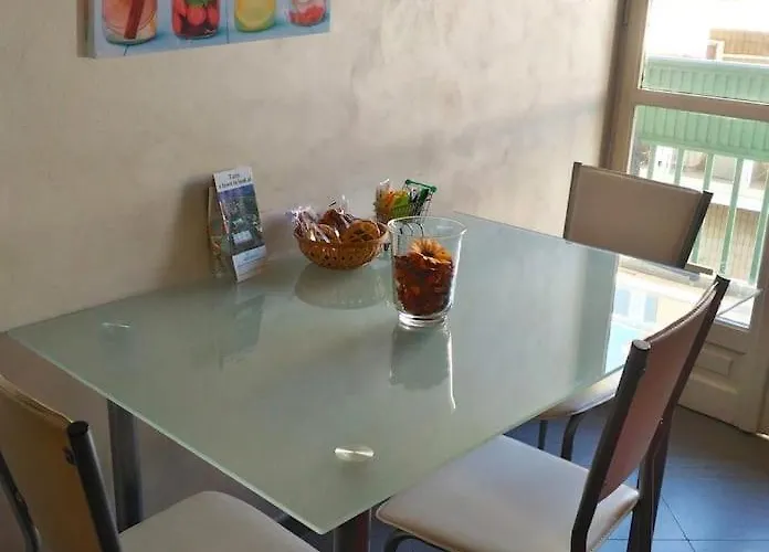 Pineapple House Apartment *